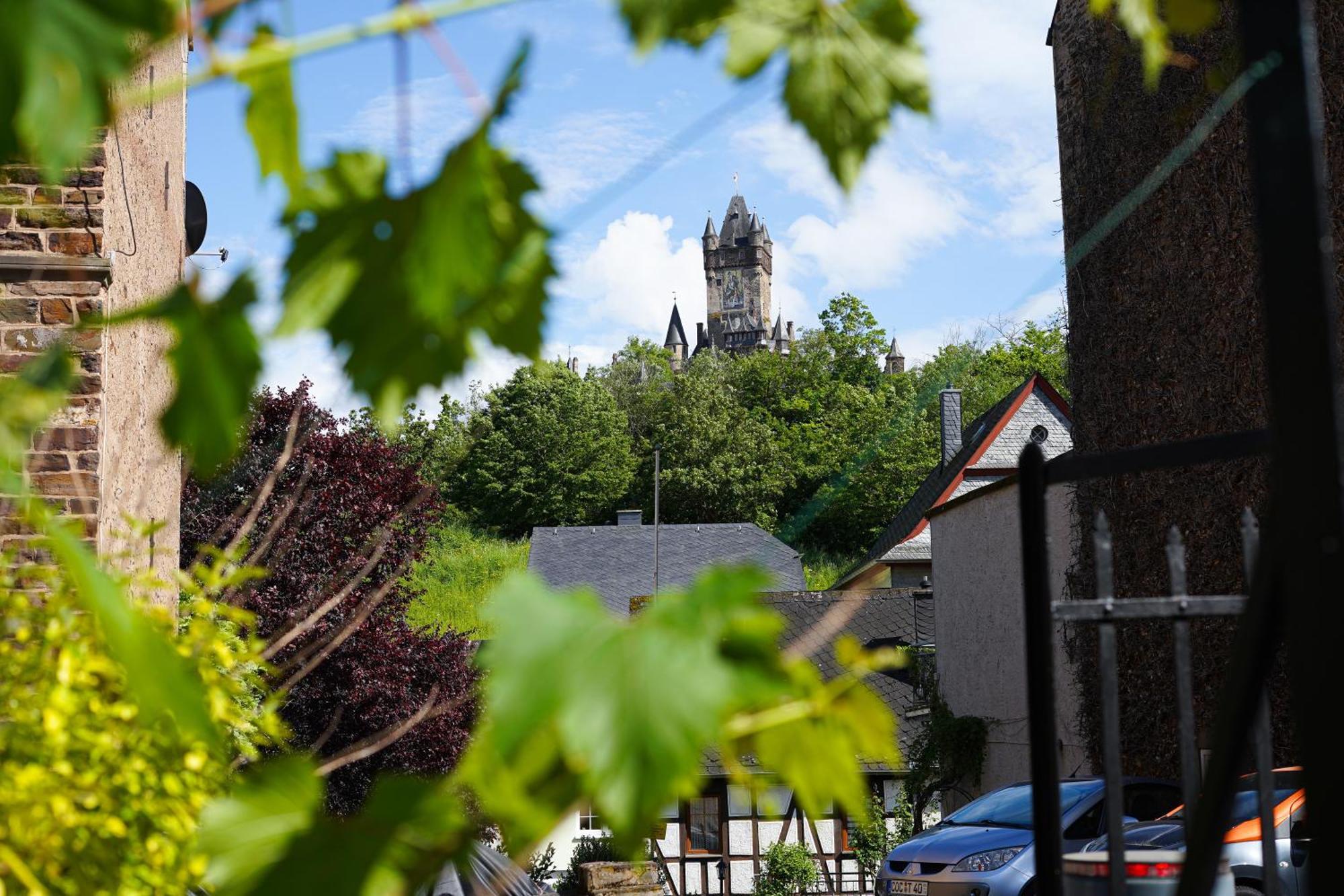 Haus Daniela Oberstadt Cochem Exterior foto